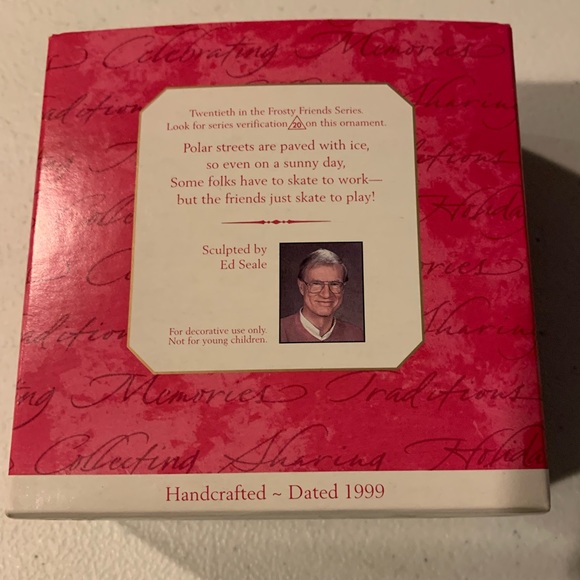 1999 Hallmark Frosty Friends 20th in series ornament - Picture 2 of 3